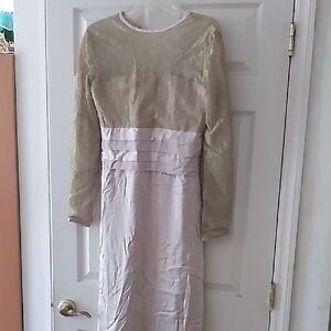 Elegant Gold and White Long Sleeve Dress